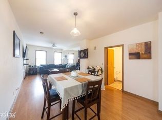 1532 W Diversey Pkwy, Chicago, IL 60614