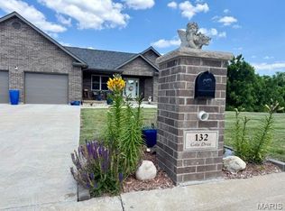 132 Gala Dr, Hannibal, MO 63401