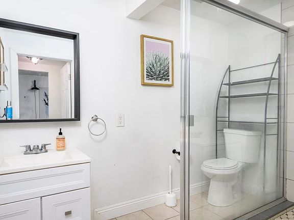 2nd image of 665 Cypress Ave
