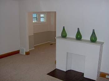 4th image of 2747 Bryn Mawr Dr