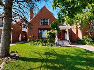 13550 Cedar Rd, University Heights, OH 44118