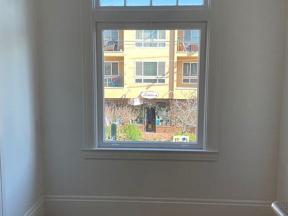 5th image of 3983 24th St APT 1