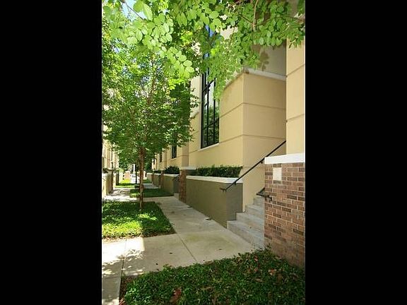2nd image of 356 S Osceola Ave Unit 2