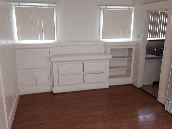 3rd image of 1340 Junipero Ave APT 4