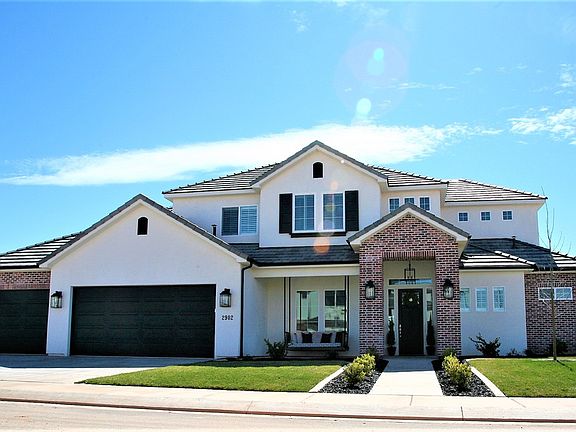 2nd image of 2902 E Sycamore Ln