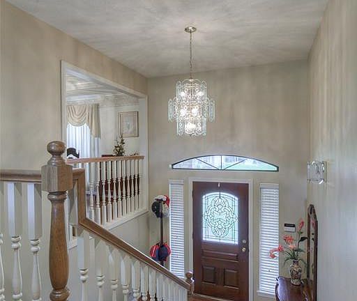 3rd image of 1432 Green Briar Dr