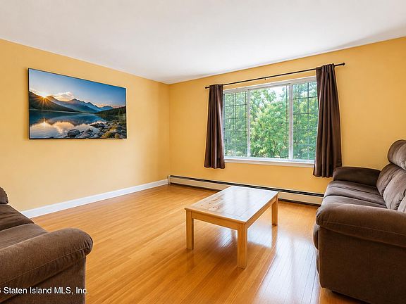 5th image of 300 Alter Ave