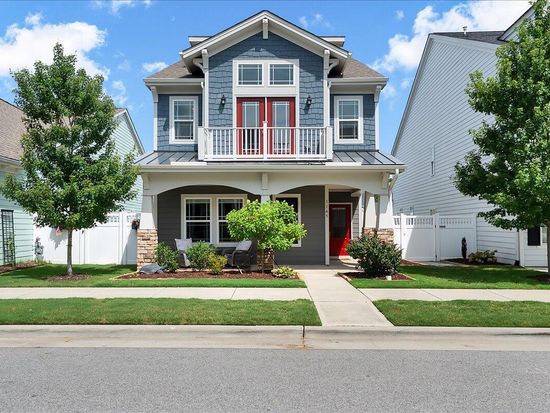 1145 Gloriosa St, Apex, NC 27523