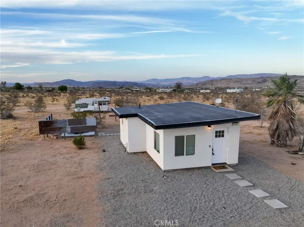 55724 Sunnyslope Dr, Landers, CA 92285