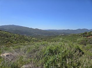 2 Decker Canyon Ln, Lake Elsinore, CA 92530
