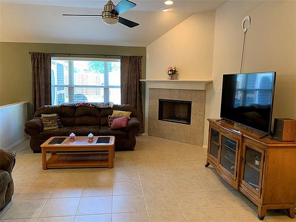 4th image of 10344 Bradshaw Dr