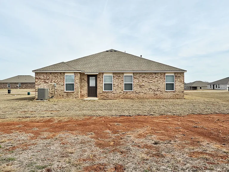 3912 Elm Ridge St — Photo 33