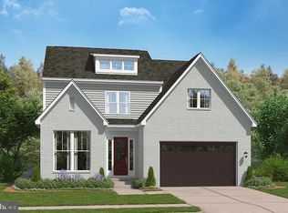 1000 Percheron Dr SW, Leesburg, VA 20175