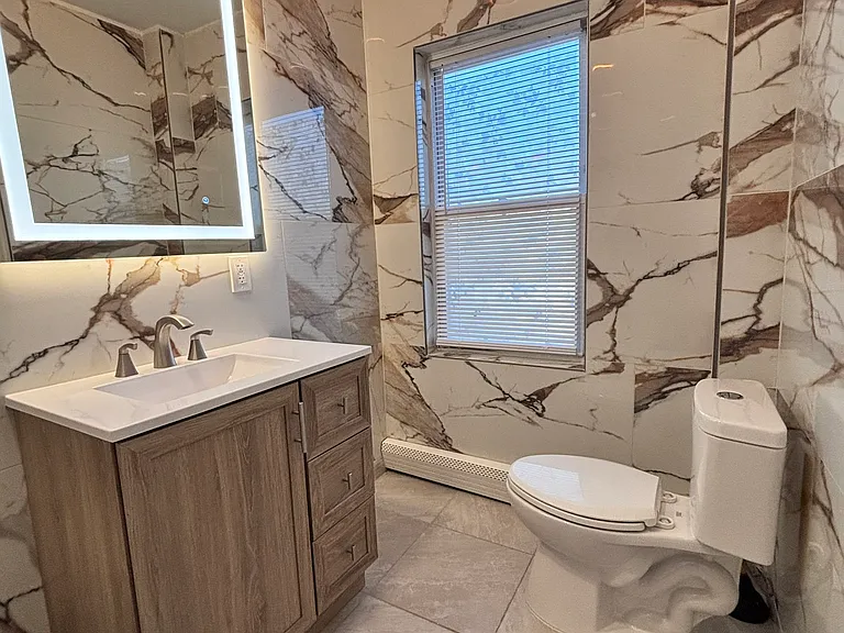 12 Pine St #2 — Photo 11