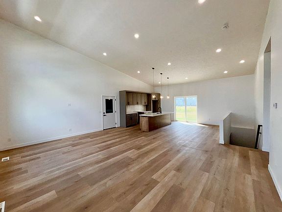 3rd image of 3113 Frahm Ln