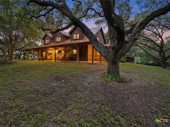 3275 Live Oak Rd, Cuero, TX 77954