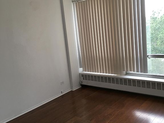 4th image of 1451 E 55th St APT 719N