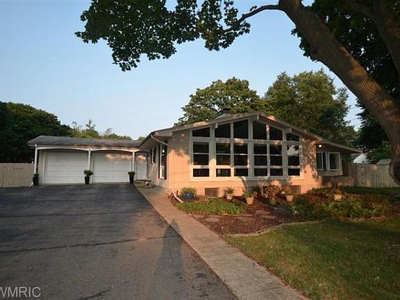 2nd image of 2549 Sunnybrook Dr