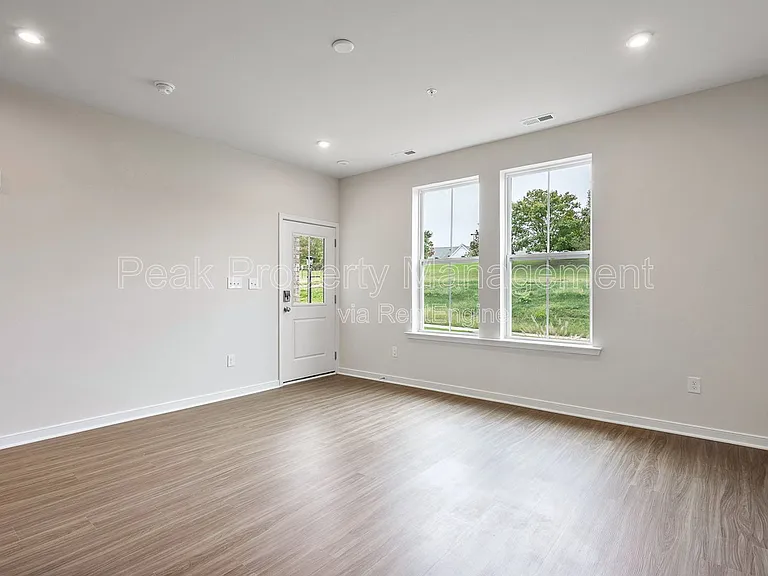 14445 Hancock Towns Dr — Photo 8
