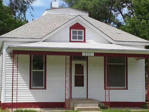 5th image of 806 W Ash St