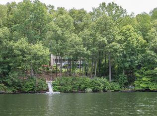 416 Tepi Dr, Southbury, CT 06488