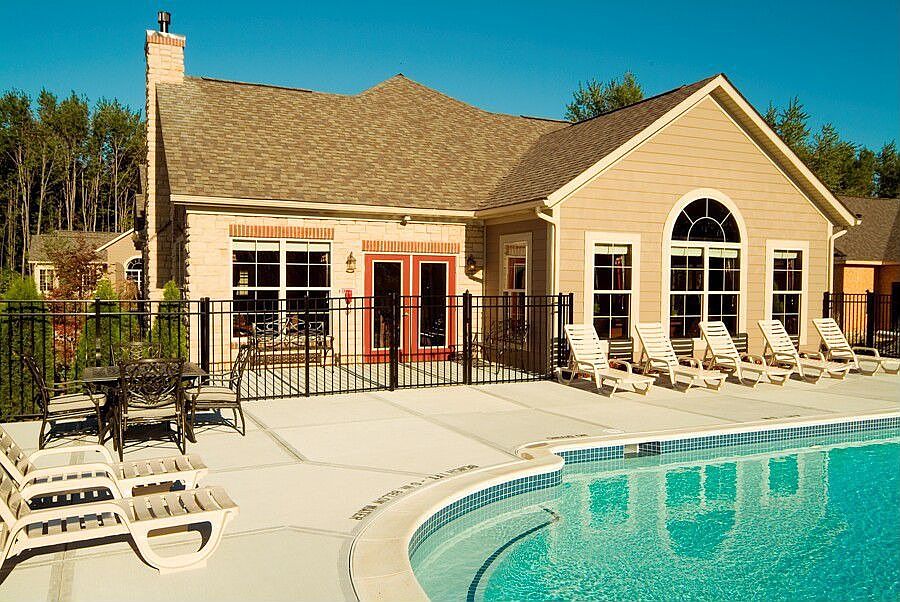 2nd image of 2302 Allison Cir