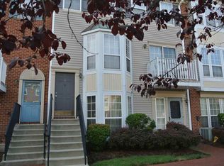 7 Walnut St, Jersey City, NJ 07305