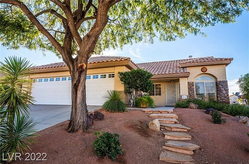 1st image of 684 Ladywood Ln