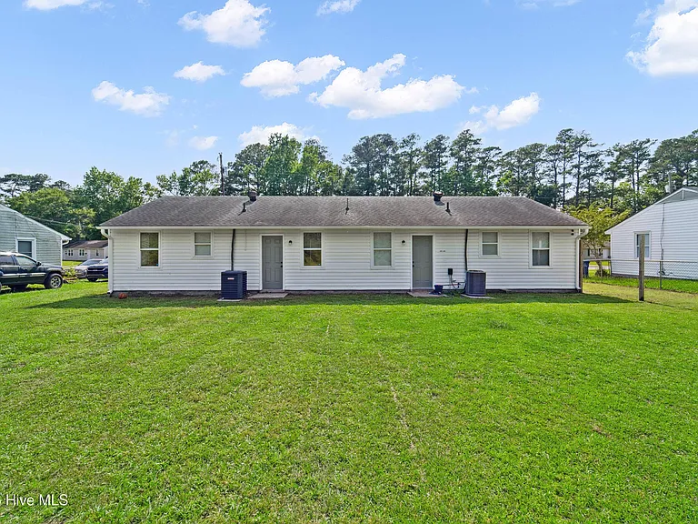 1218 Davis St — Photo 14