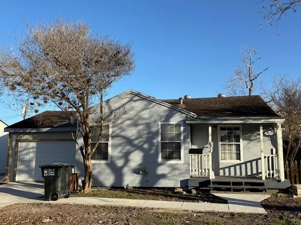 621 Everhart Rd, Corpus Christi, TX 78411