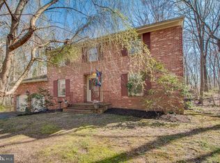 8013 Whitting Dr, Manassas, VA 20112