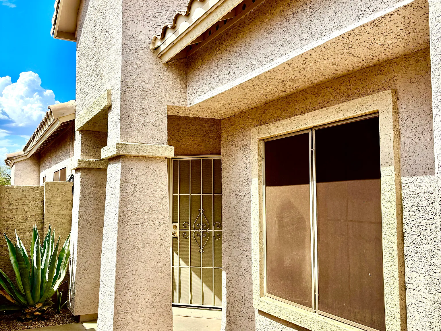 2 bed, 1672 sqft, $2,150 — Photo 2