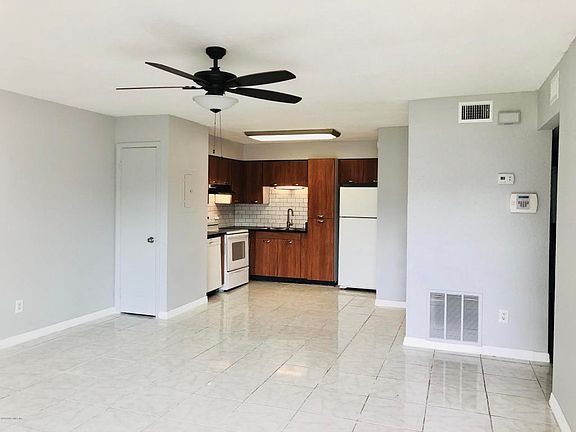 2nd image of 791 Assisi Ln APT 1702