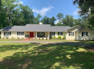 1409 Lakewood Dr, Bainbridge, GA 39819