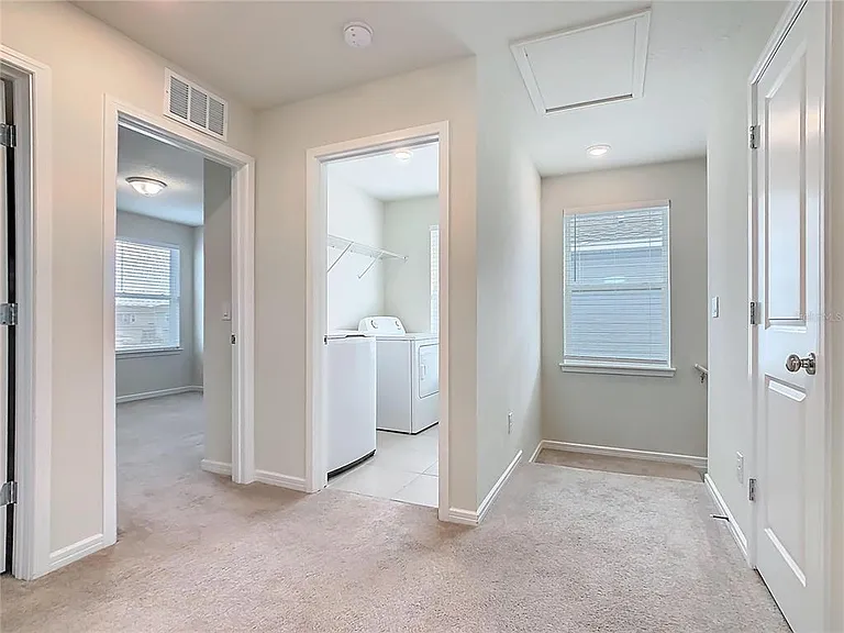 1823 Summer Serenity Dr — Photo 32