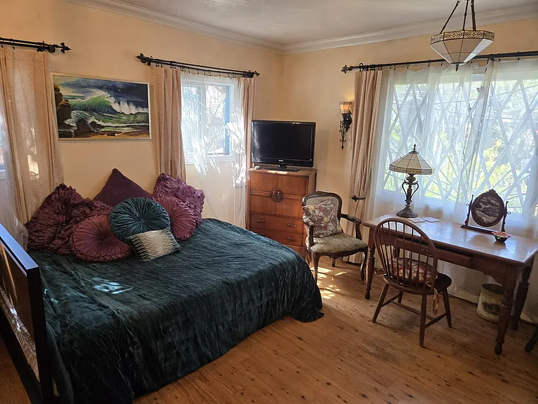 2434 Cloverfield Blvd — Photo 14
