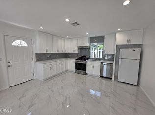 10926 Woodward Ave, Sunland, CA 91040