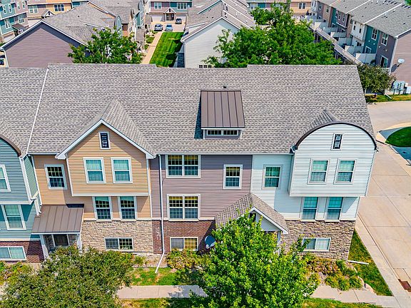 2nd image of 3600 SE Glenstone Dr Unit 808