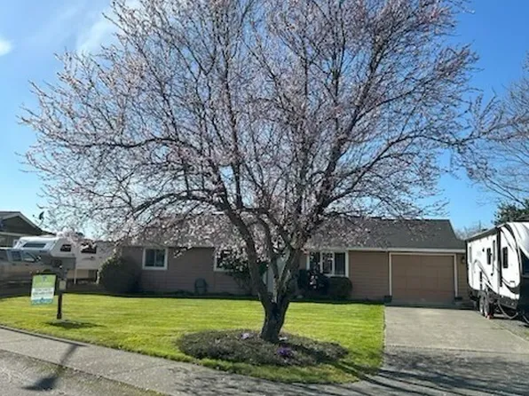 420 Rosewood Drive, Buckley, WA 98321