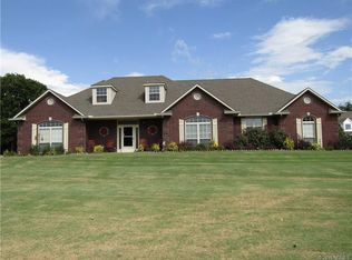 2681 Avalon Dr, Eufaula, OK 74432