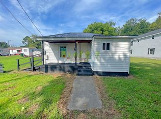 105 N 10th St, Suffolk, VA 23434