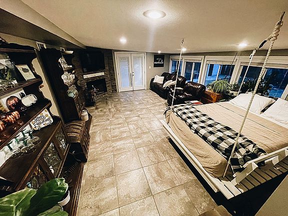 Second Living Area
