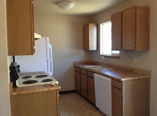 17593 E Whitaker Dr, Aurora, CO 80015