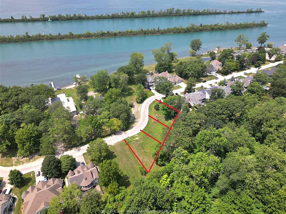 1st image of 271 Crystal Bay Dr