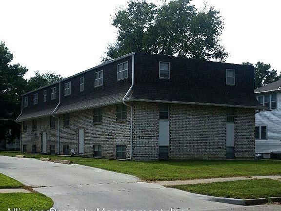 2nd image of 523 Moro St APT 09