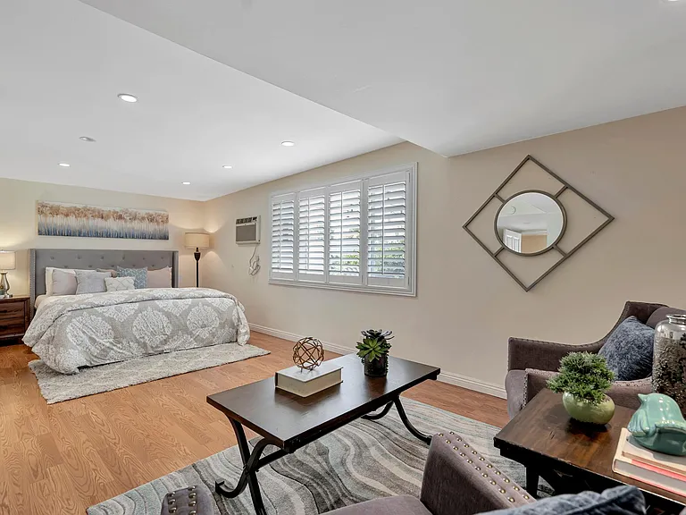 9131 Warfield Dr — Photo 50