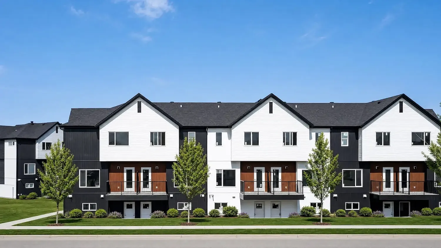 Vue At Stoneshire — Photo 2