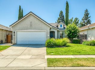 10054 Blossom Ridge Dr, Elk Grove, CA 95757