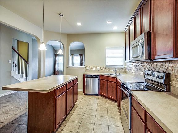 5th image of 1617 Quail Grove Dr