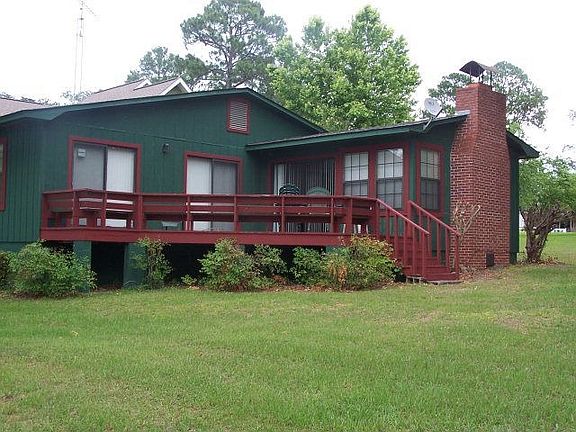 2nd image of 32 Lakeview Dr
